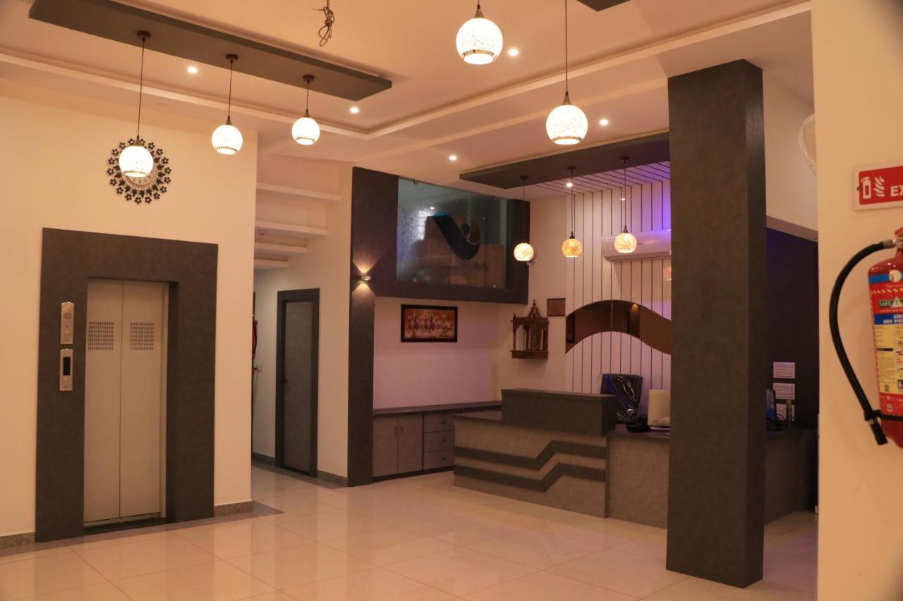 Hotel Viraj Residency Bhuj Ngoại thất bức ảnh