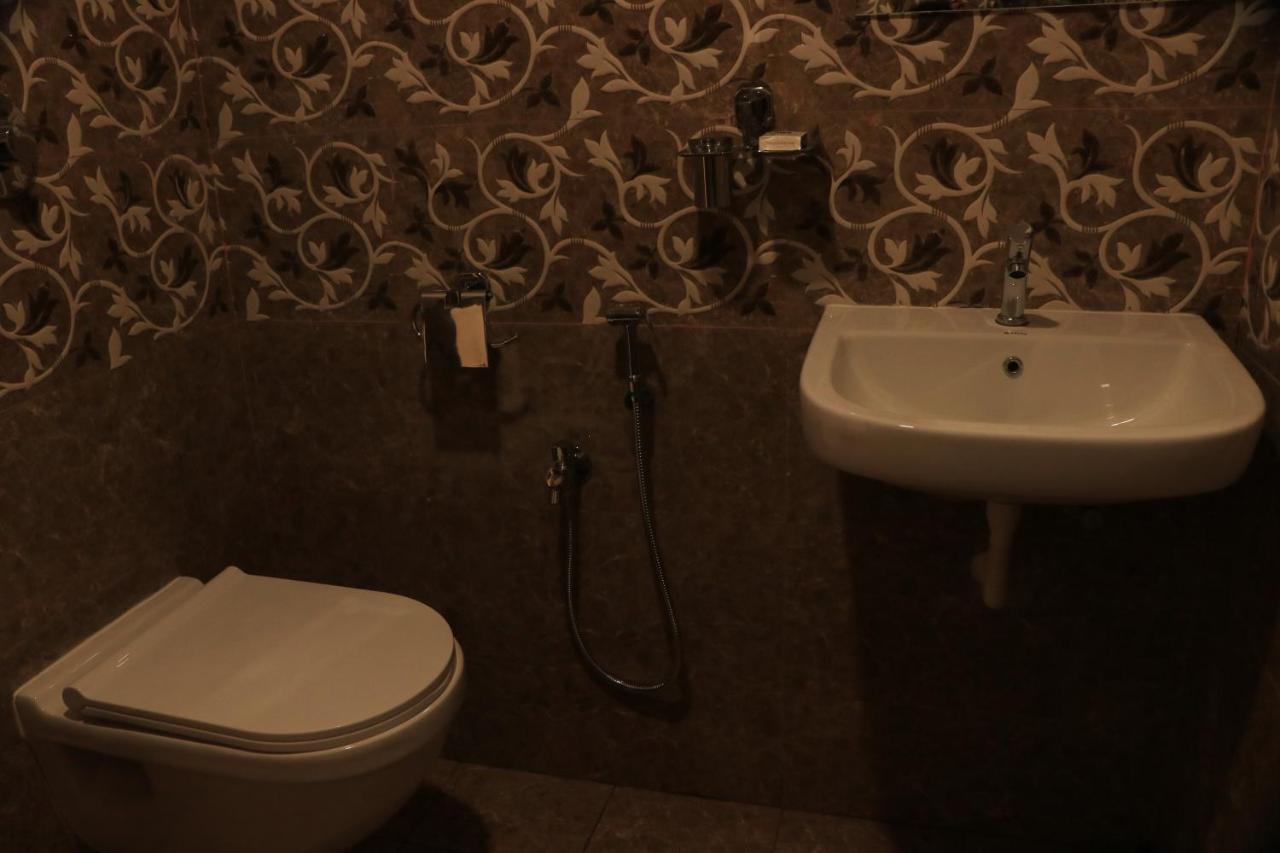 Hotel Viraj Residency Bhuj Ngoại thất bức ảnh