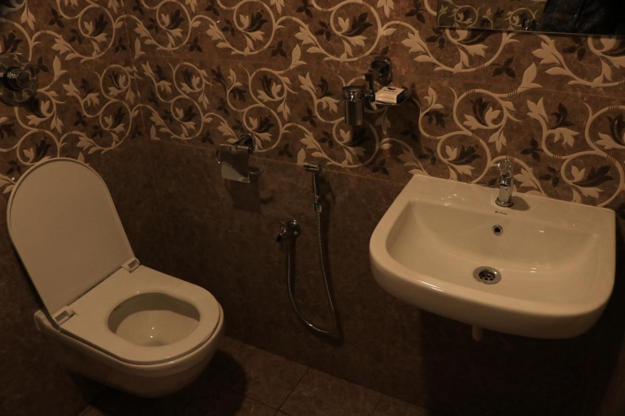 Hotel Viraj Residency Bhuj Ngoại thất bức ảnh